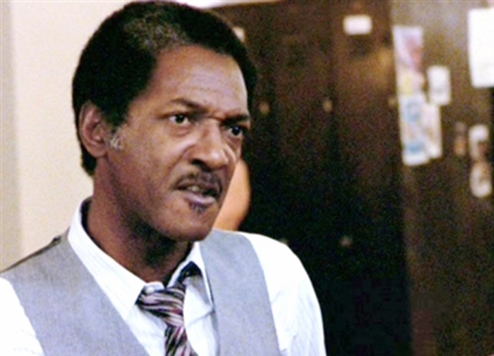 article_landing_bevhillscop_019pyxurz_20539