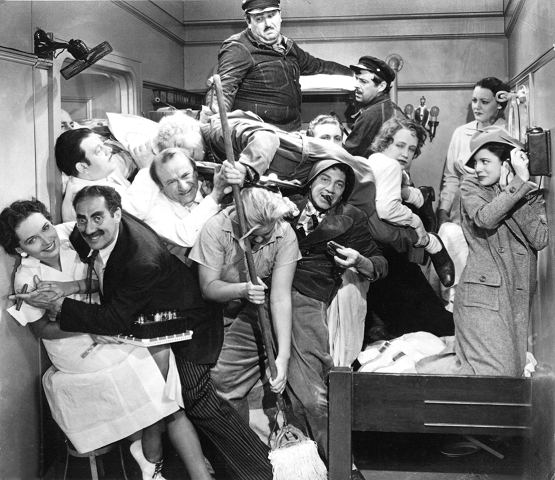 A Night at the Opera (1935)