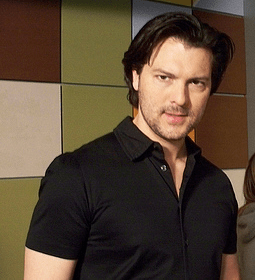 Hayter to Write “Voltron” Live-Action&nbsp;Film