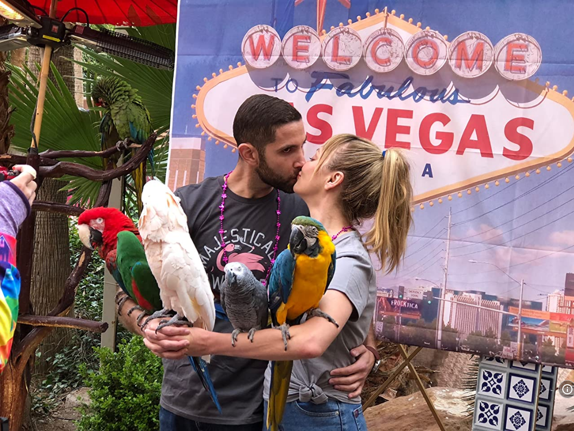 Engaged in Vegas (USA, 2021)